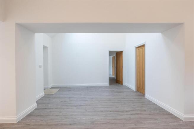 The Courtyard 1 Entrance Hall.jpg