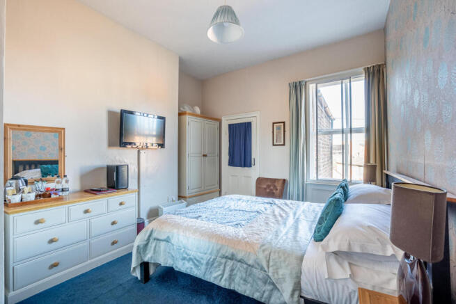 18 bed Terraced for sale Image 11