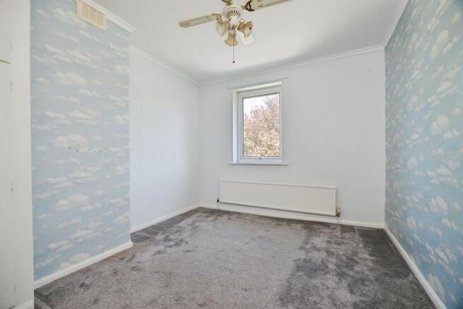 3 bed Semi-Detached for sale Image 11