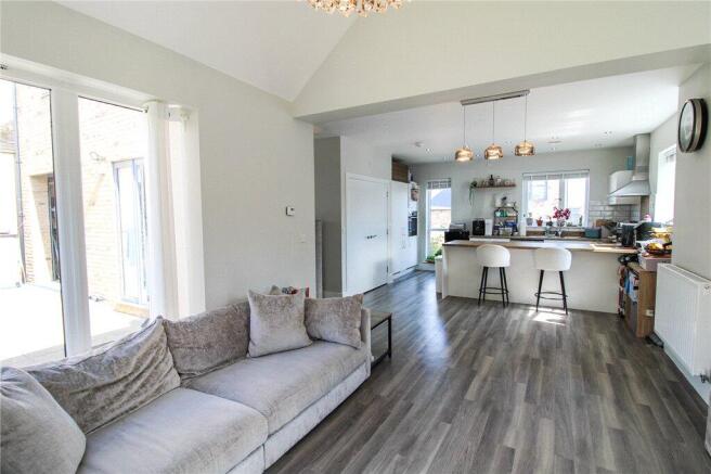 3 bed Detached for sale Image 12