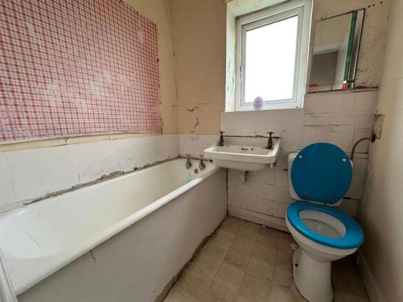 2 bed Terraced for sale Image 10