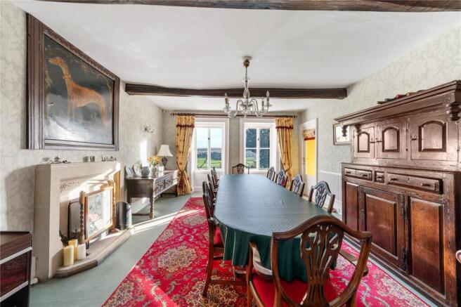 5 bed House for sale Image 4