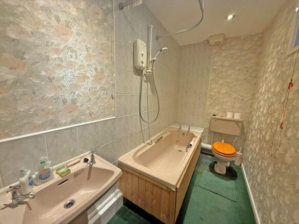 2 bed Apartment for sale Image 7