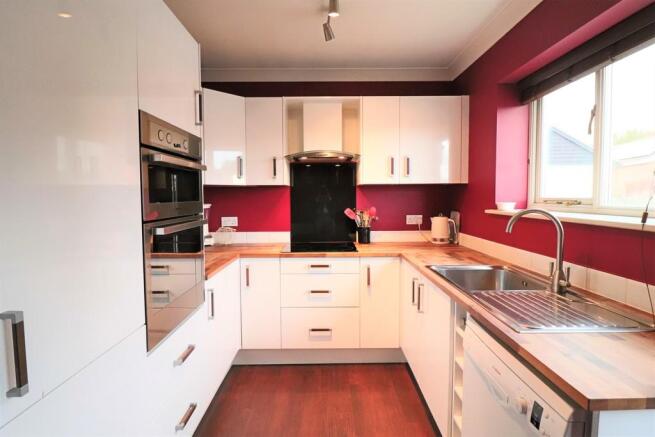 Annexe Kitchen