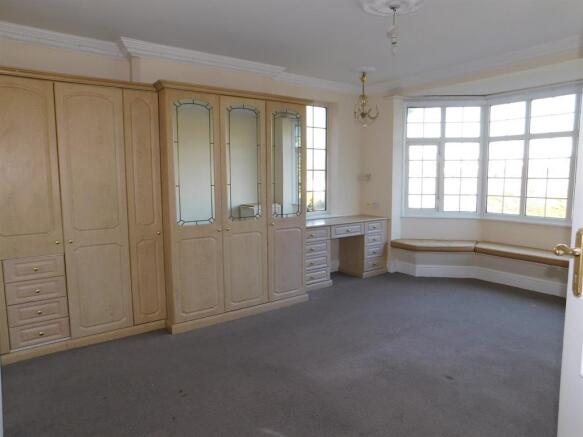 Bedroom 1b