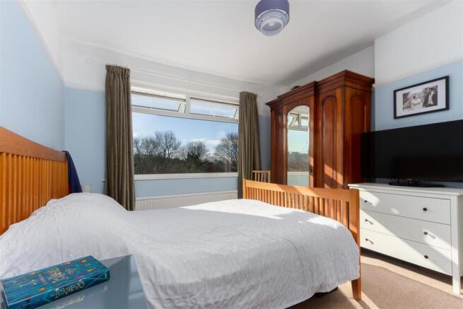27 Barton Road-1.jpg