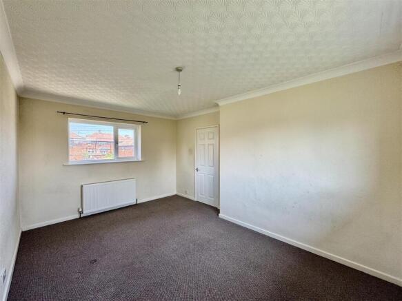 2 bed Semi-Detached for sale Image 4