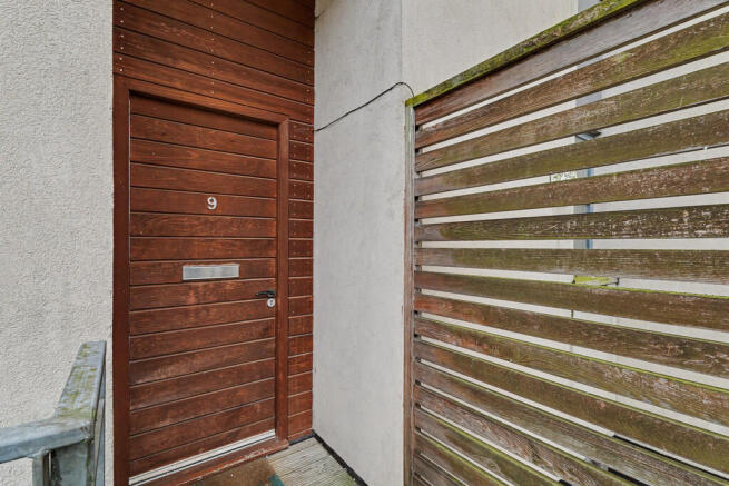 9 Muirhouse Stree...