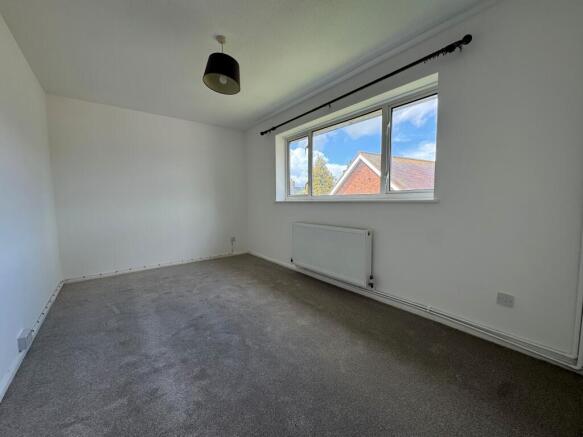 Apartment in Wealden, Hailsham - More