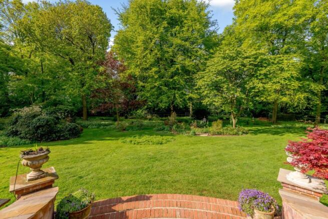 Mature Gardens