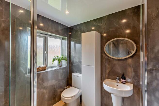 8602921-interior18-800.jpg