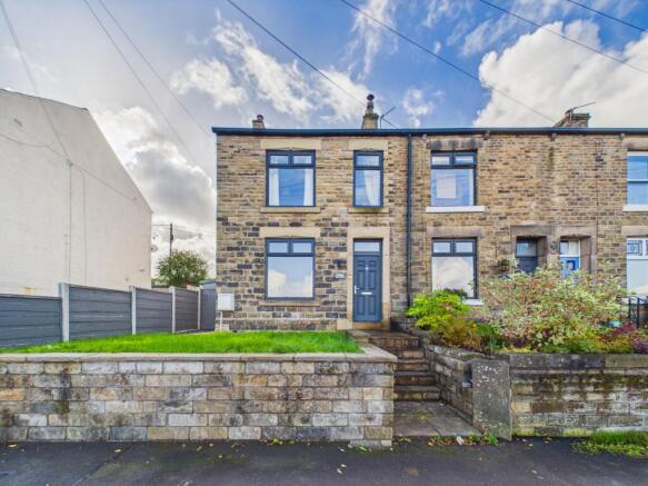 3-bed terraced on Buxton Road, Disley, SK12, £375,000