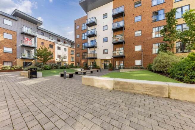 1-bed flat on King Street, Norwich, £64,800