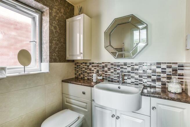 Fitted En-Suite