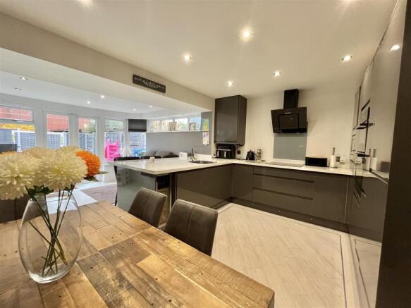 Kitchen/Diner/ Family Room