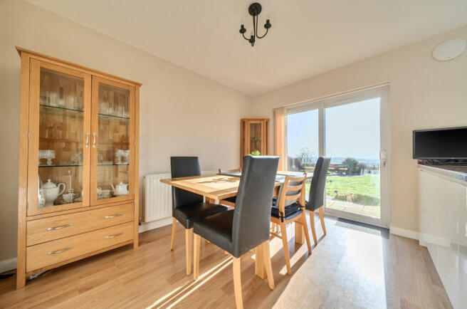 1406557-21-6979fd...