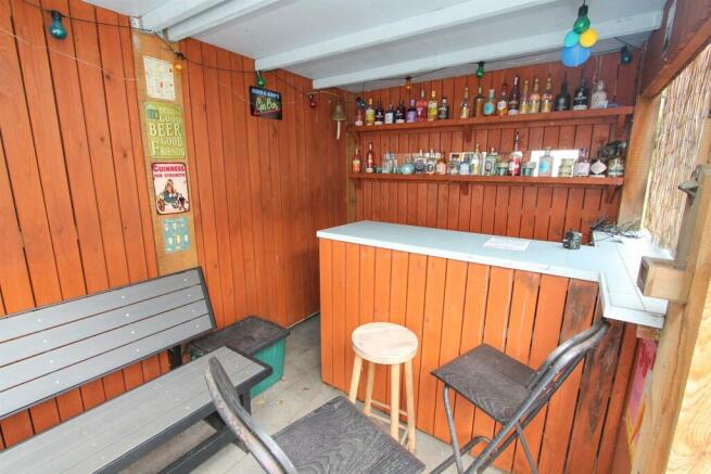 bar.jpg