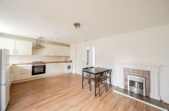 1434518-5-69c160e...