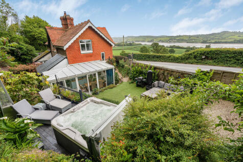 Frog Cottage, Newton Road, Bishopsteignton, Teignmouth, Devon