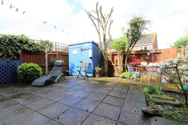 LOW MAINTENANCE GARDEN