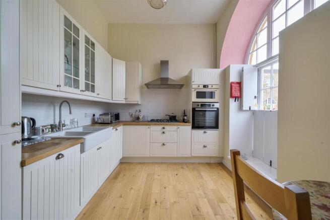 Kitchen / Breakfast Room