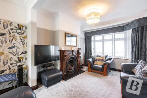 15, Lynfords Drive, Runwell, Wickford SS11 7PP