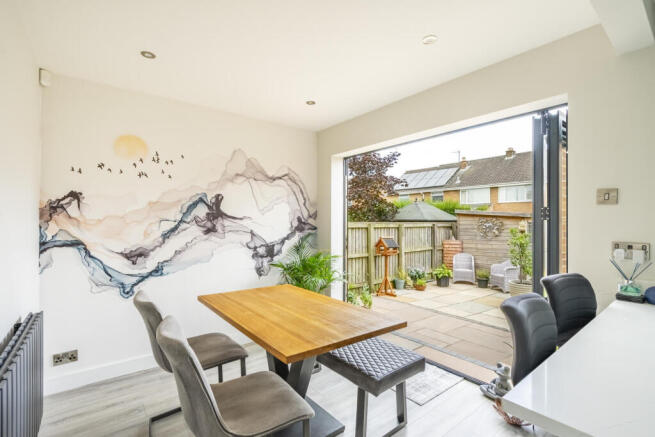 3 bed Detached for sale Image 6