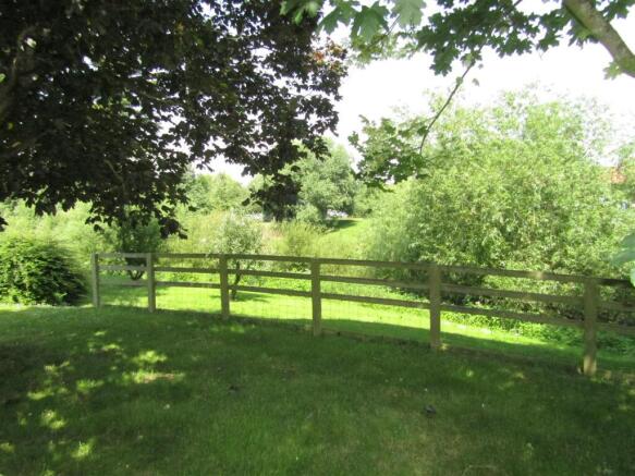 2 bed Apartment for sale Image 7