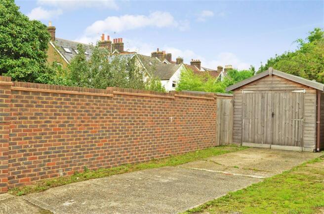 Driveway/Parking