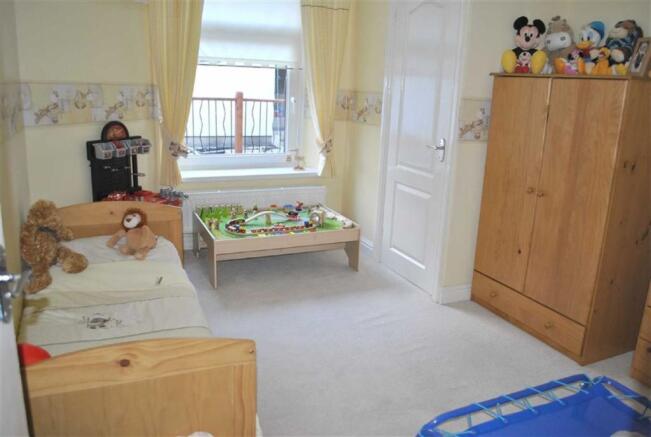 Photo 8