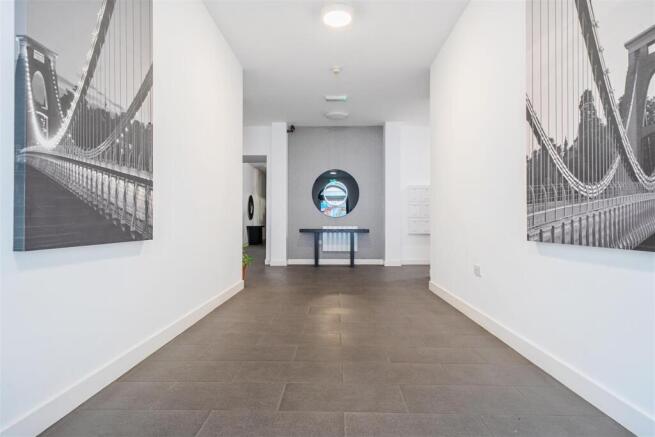 Communal entrance.jpg