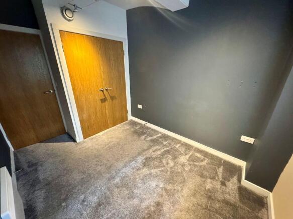 2 bed Apartment for sale Image 6