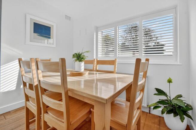 3 bed Semi-Detached for sale Image 7