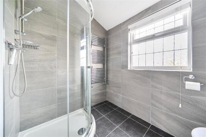 5 bed Detached for sale Image 11