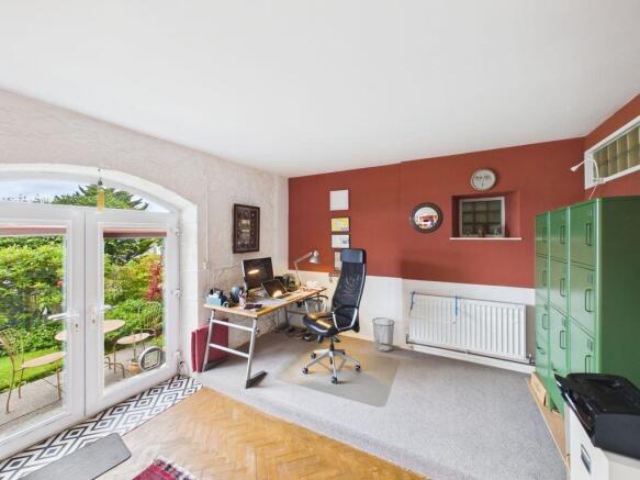 reception/sitting room