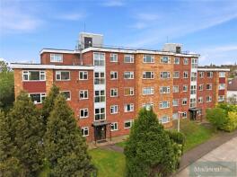 15, Barnes Court, Durham Avenue, Woodford Green IG8 7NJ