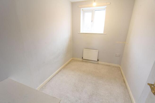 3 bed Not Specified to rent Image 6