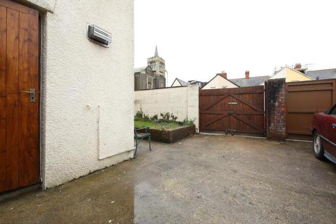 1 Gilestone Rd 1694.JPG