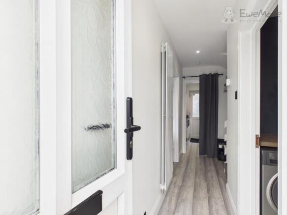 EWEMOVE TIVERTON - ARNOLD CRESCENT