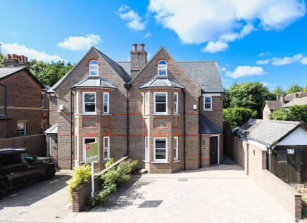 Cowper Road, Harpenden, Hertfordshire, AL5