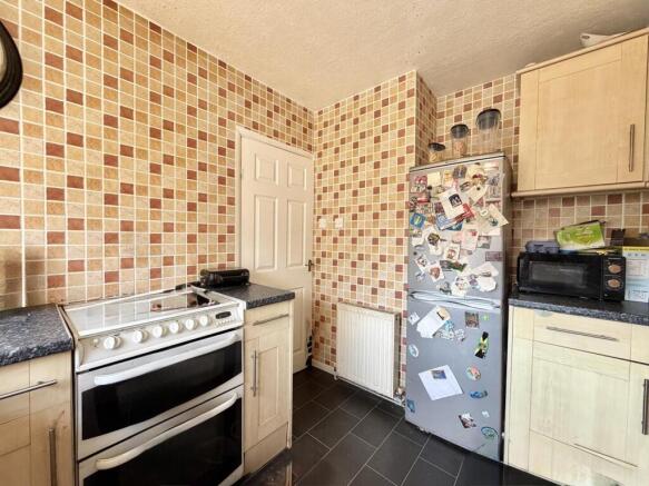 3 bed Terraced for sale Image 5