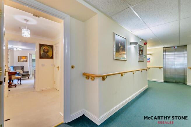 8627110-interior20-800.jpg