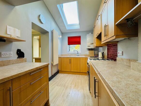Kitchen: