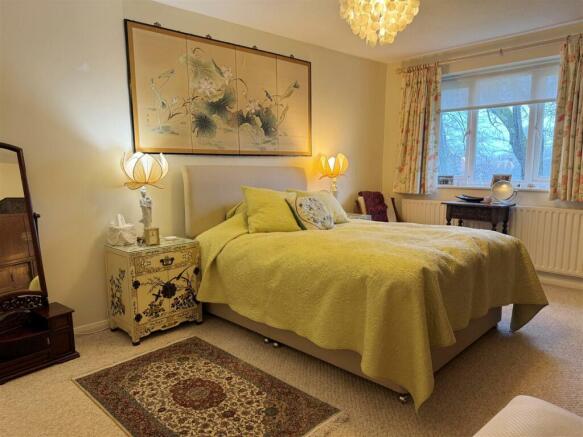 Bed 1.JPG