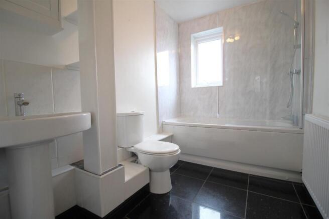 Bathroom.JPG