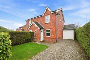 2, Carline Mead, Harrogate HG3 2NB