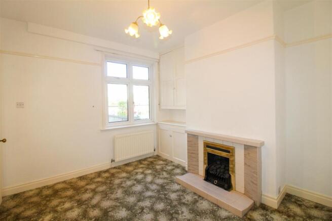 3 bed Semi-Detached to rent Image 7