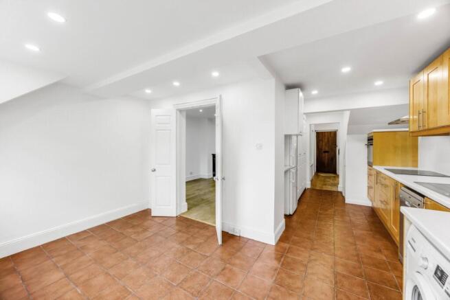 Willifield Way, London, NW11 photo 4