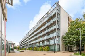 204, Southstand Apartments, Highbury Stadium Square, London N5 1FD
