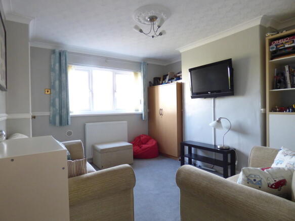 Photo 4